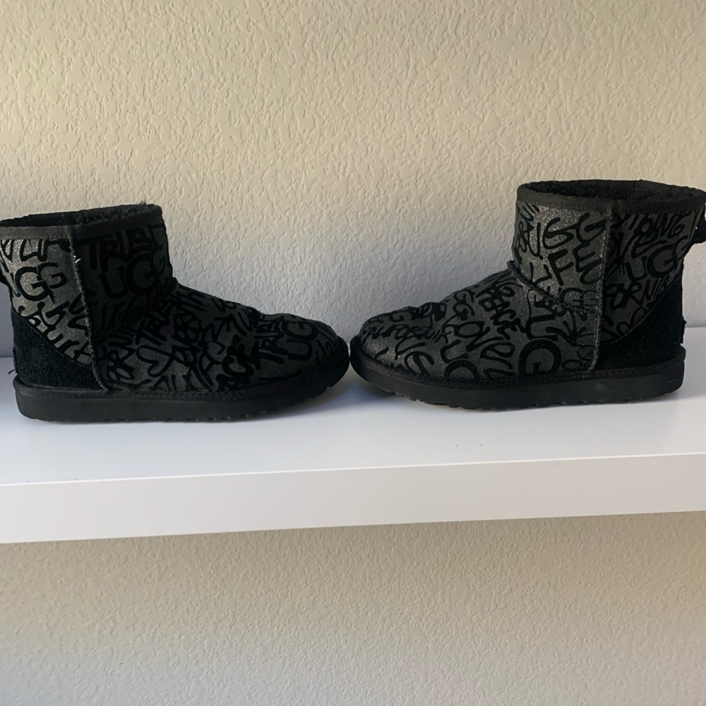 UGG Mini Boot